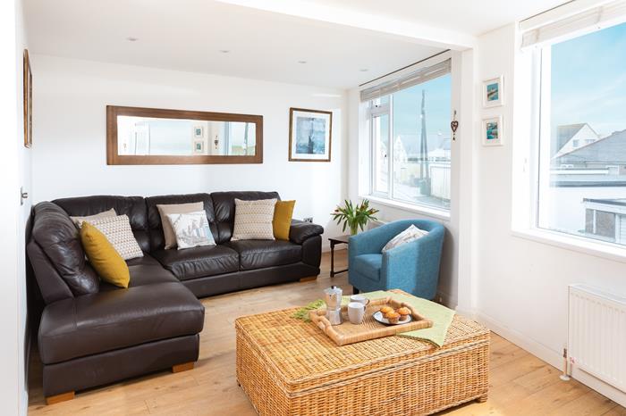 Trevarno, Sleeps 6 in Barnoon/Carthew