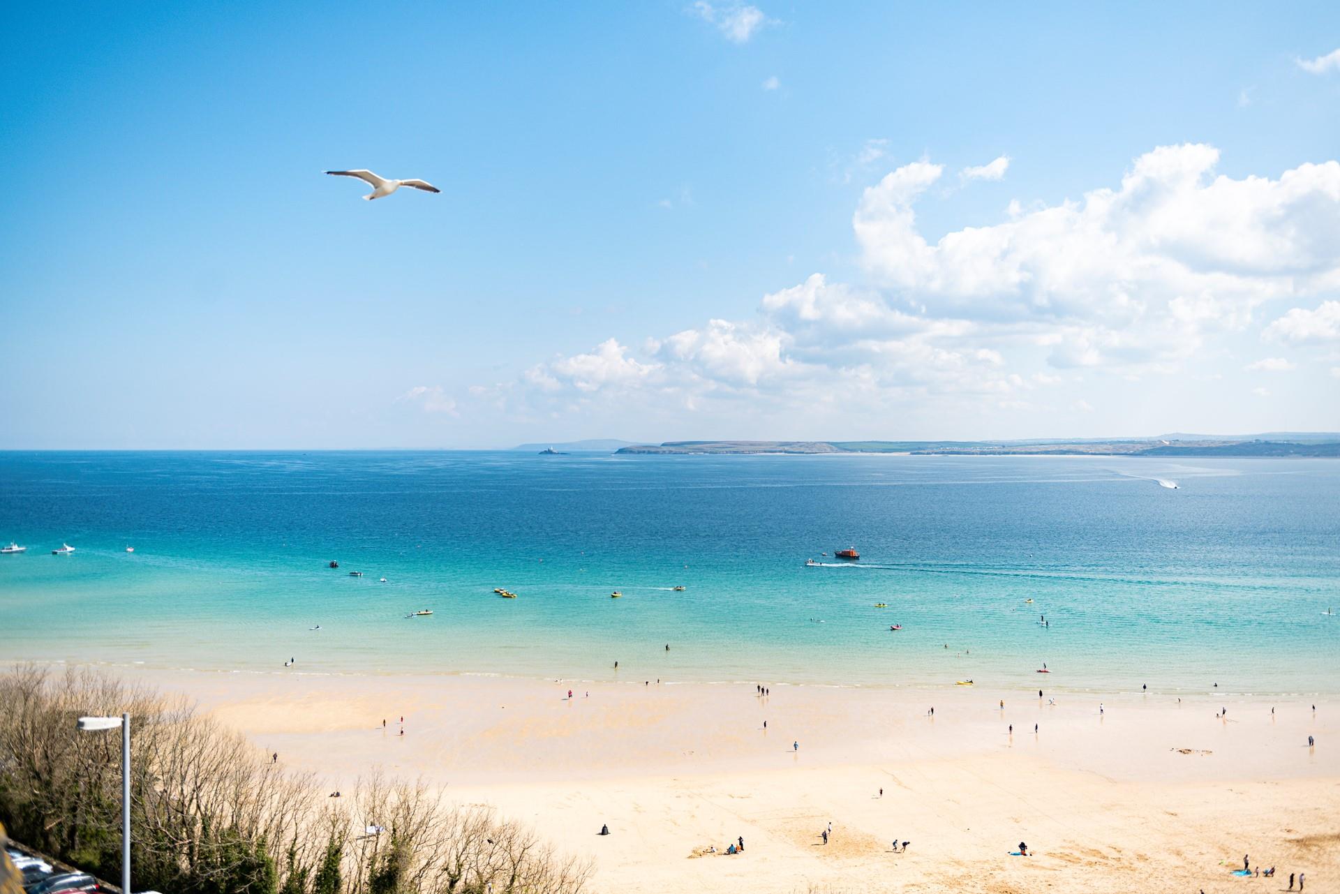 With the beach right on your doorstep, you will be able to get there early and grab yourself your favourite spot.