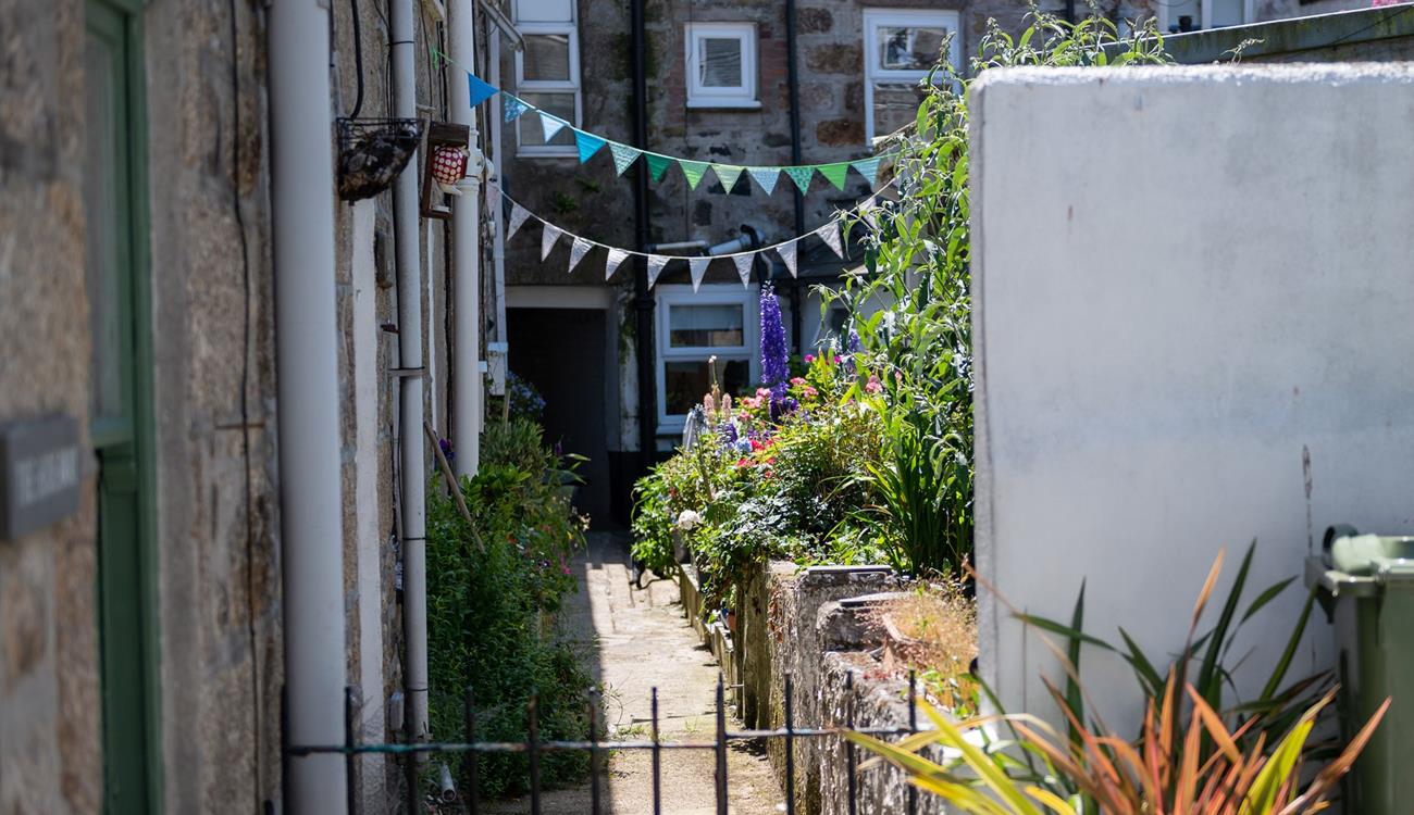 Located just a short stroll from the town centre and all the beautiful beaches.