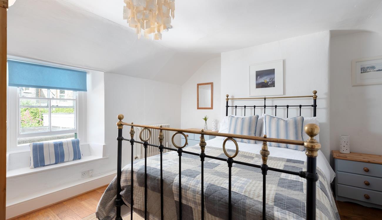 Statement furniture and crisp colours give the bedrooms a stylish and luxurious feel.