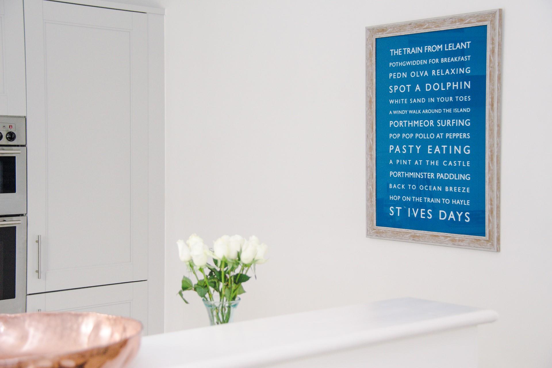 A creative little to-do list offers suggestions on what to do during your time in St Ives!