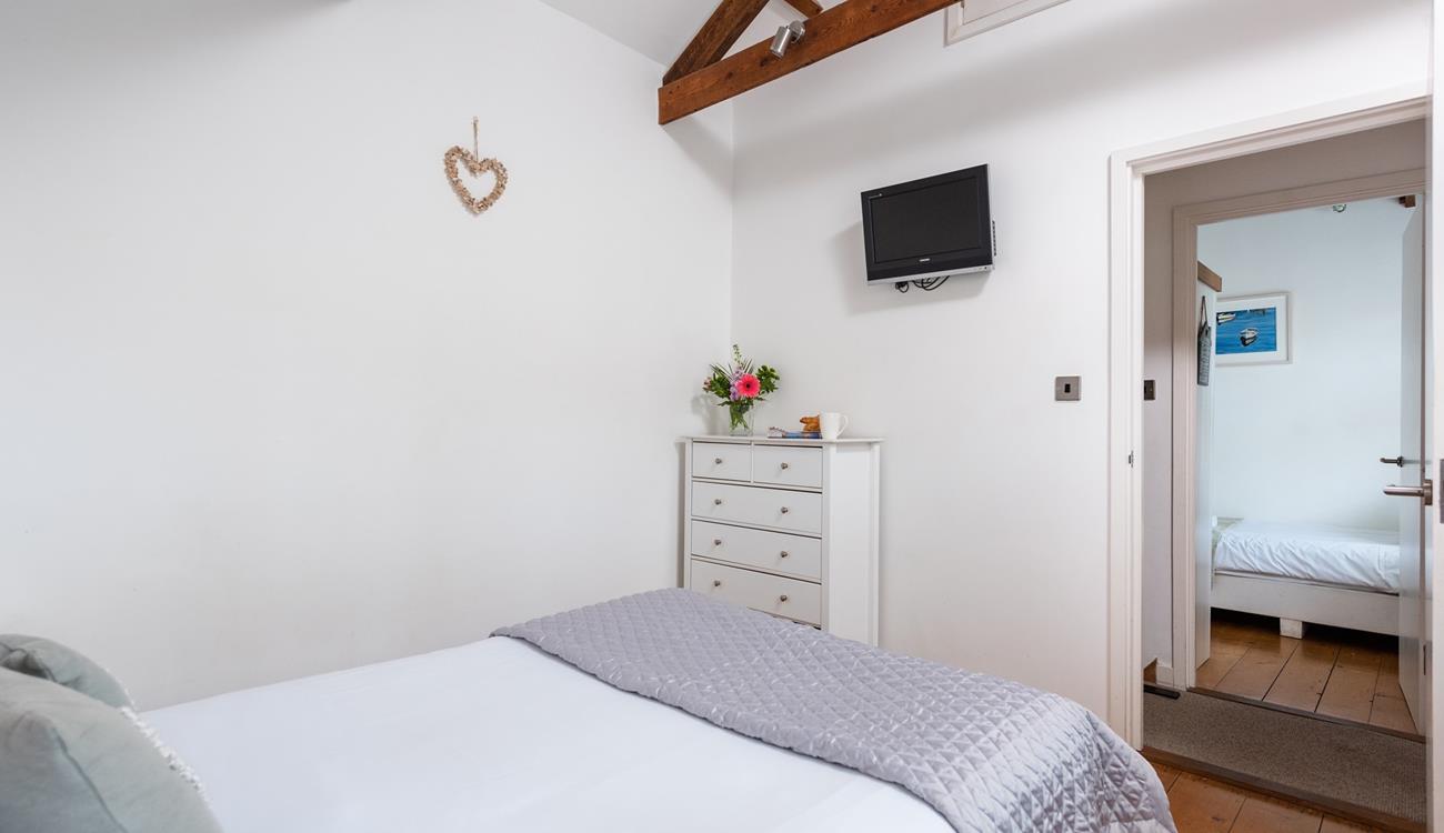 Sink into the soft sheets and drift off for a relaxing night's sleep.