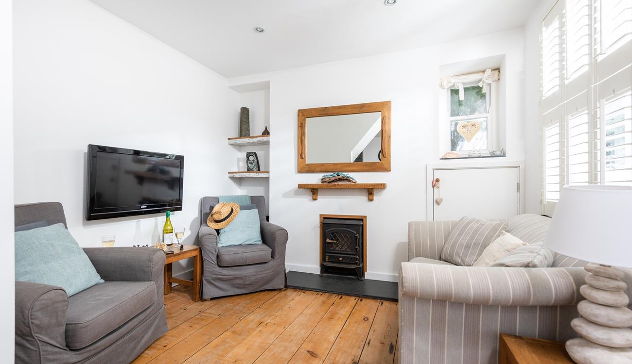 Snuggle up in the evening with a glass of wine and enjoy some healthy competition with a family games night!