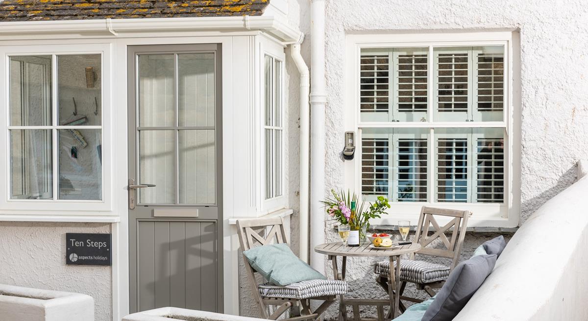 Start the day with an alfresco breakfast in the front courtyard.