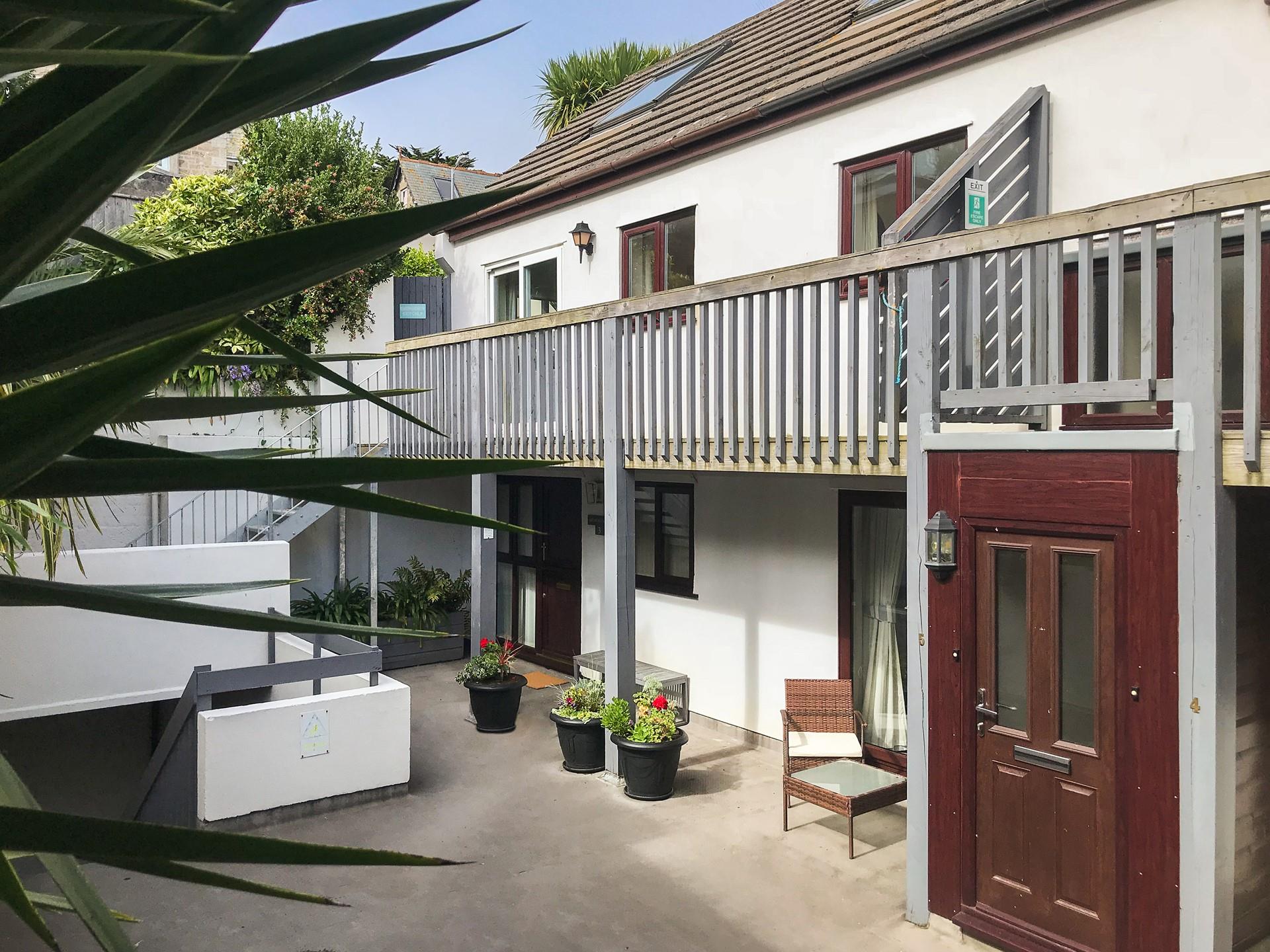 The handy parking space means you can explore any corner of Cornwall you wish.