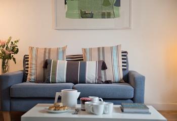Settle down for an afternoon cream tea and then a quiet read in the comfy sofa.