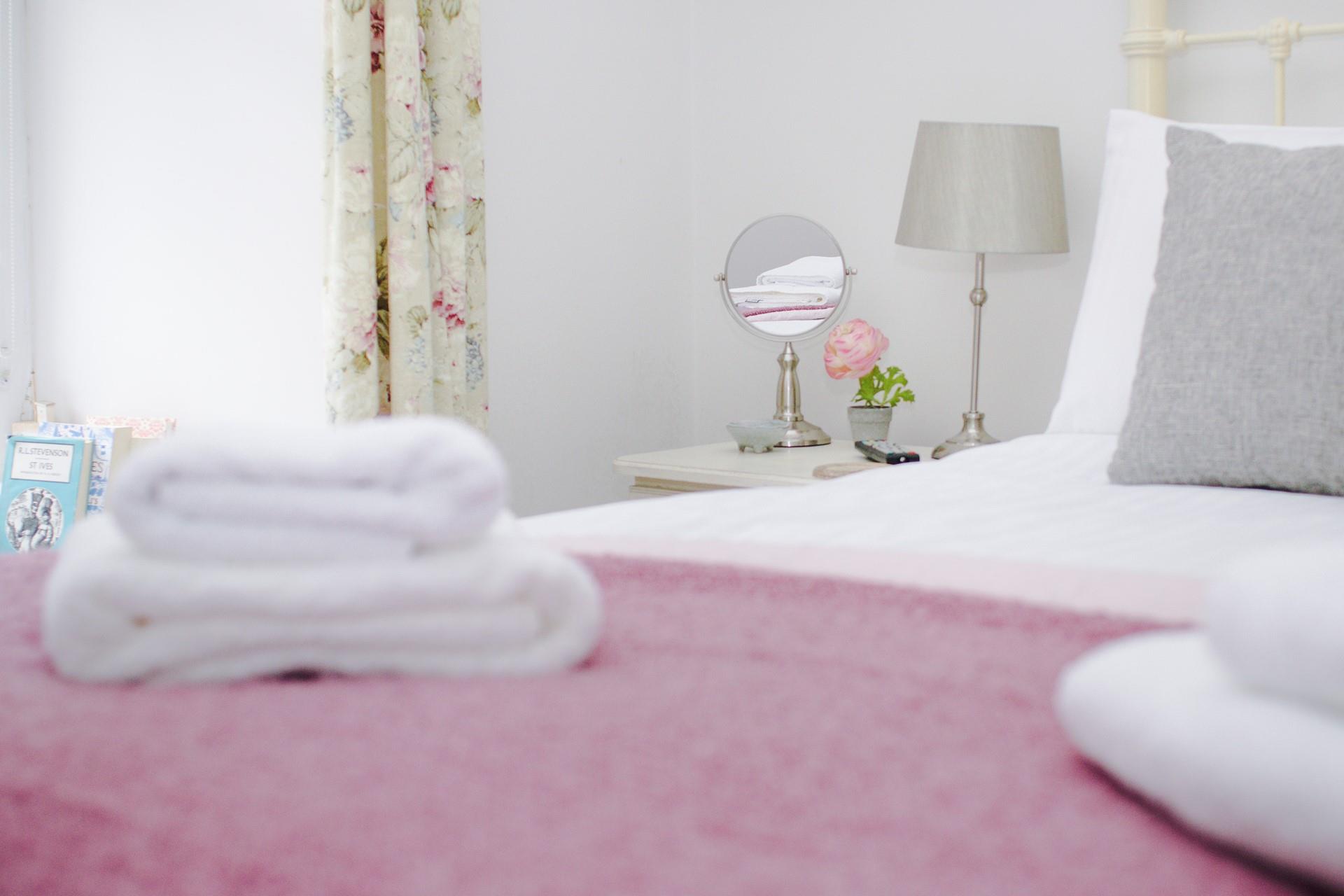 Soft colours help you to relax and unwind before bed.