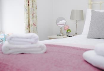 Soft colours help you to relax and unwind before bed.