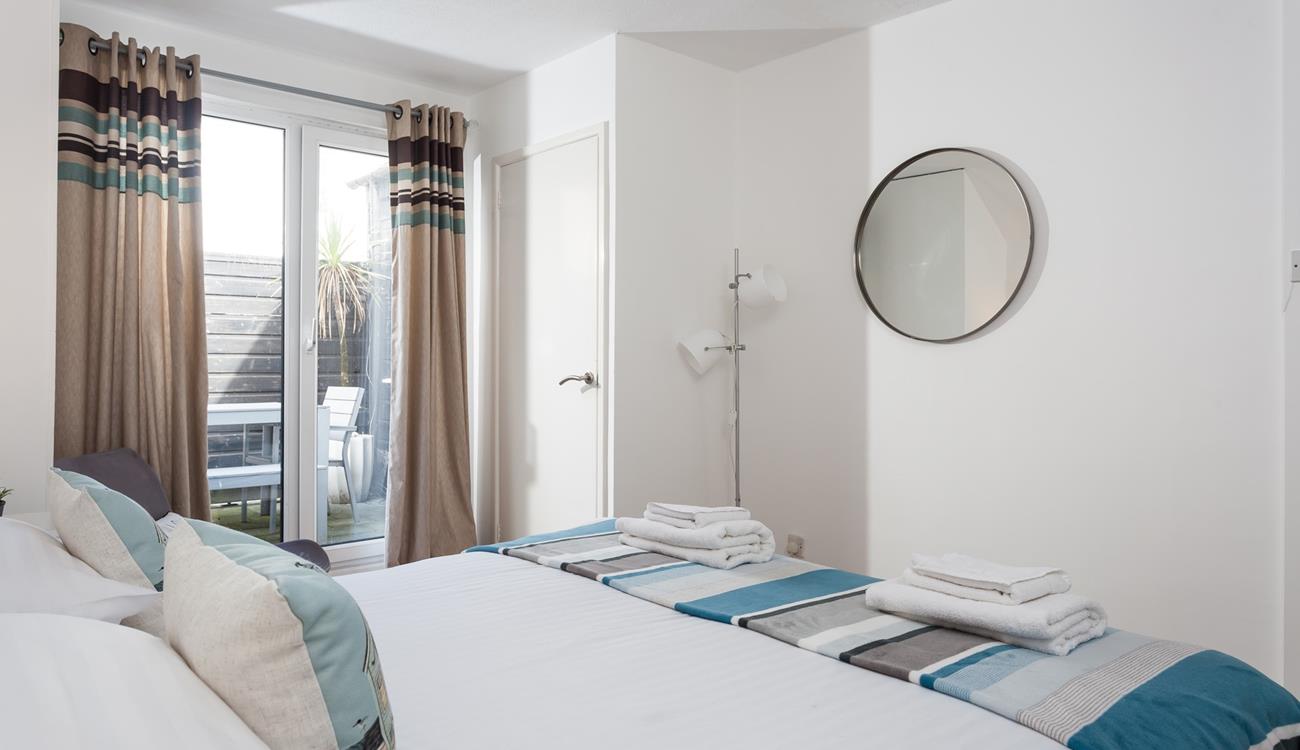 Wake up and discuss the day's plans over your morning cuppa.