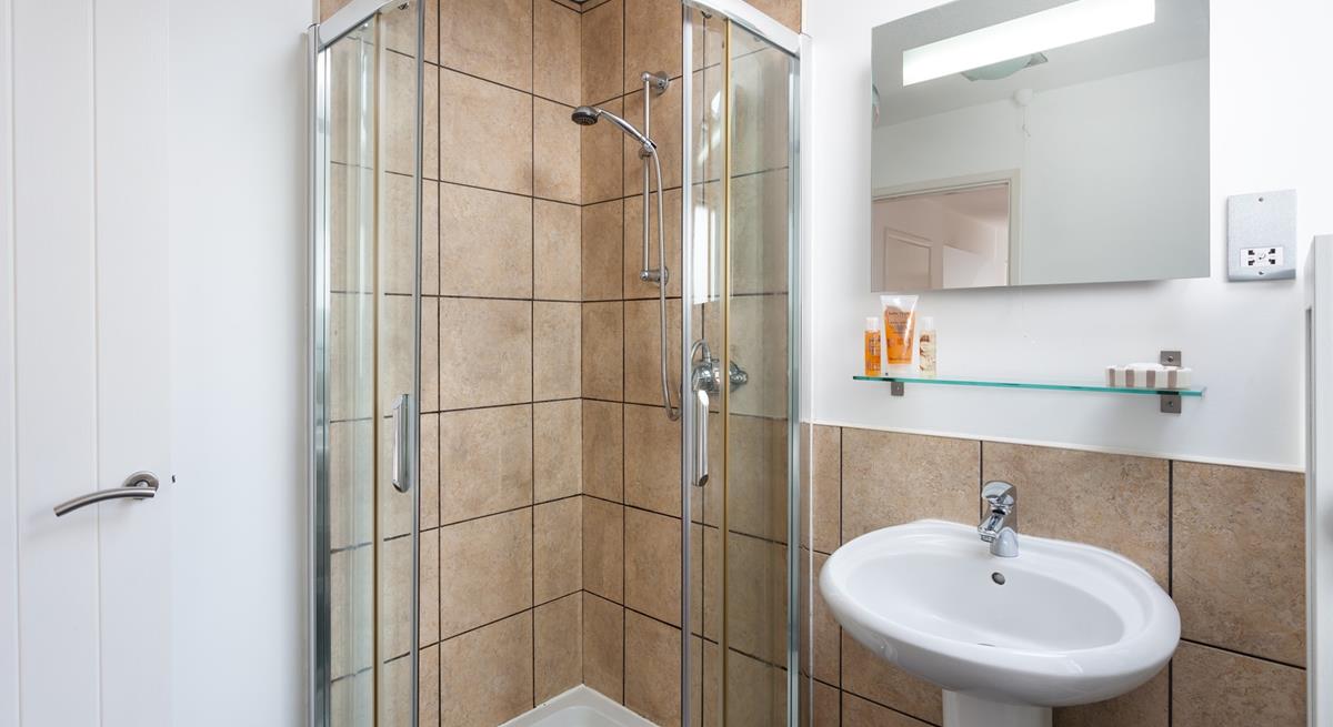 Get ready in the evening to head out to a local restaurant.