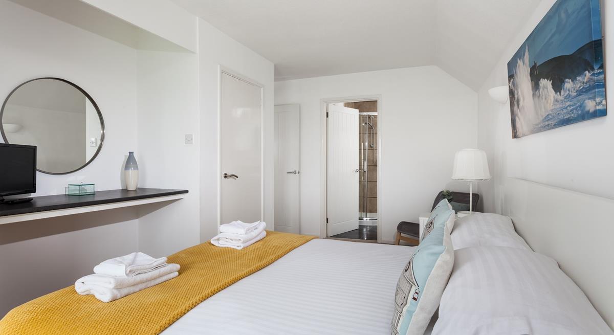 Wake up and start your day right with a hot shower in the en suite.