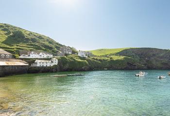 Start your day with a morning walk by the harbour to blow away the cobwebs! 