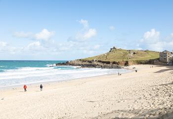 Make the most of the property's brilliant location and head out early to grab yourself a great spot on the beach! 