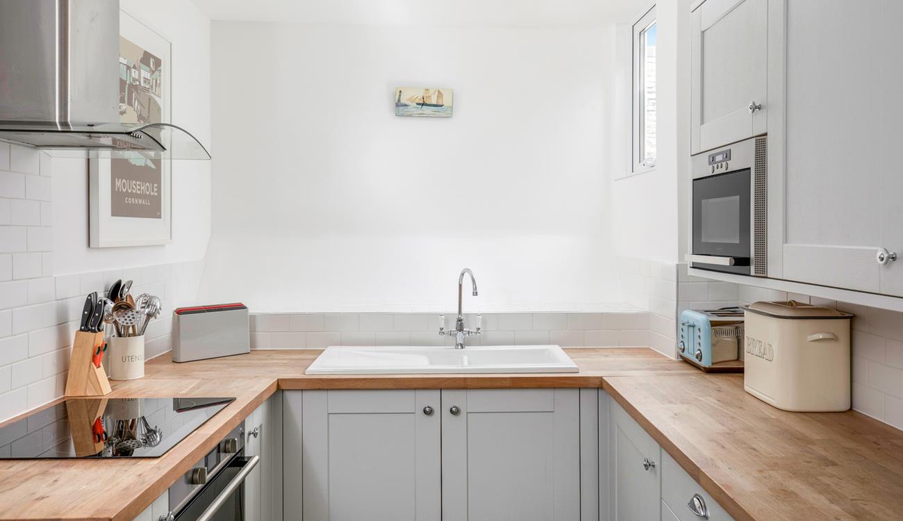 Rustle up a delicious feast in the modern kitchen.