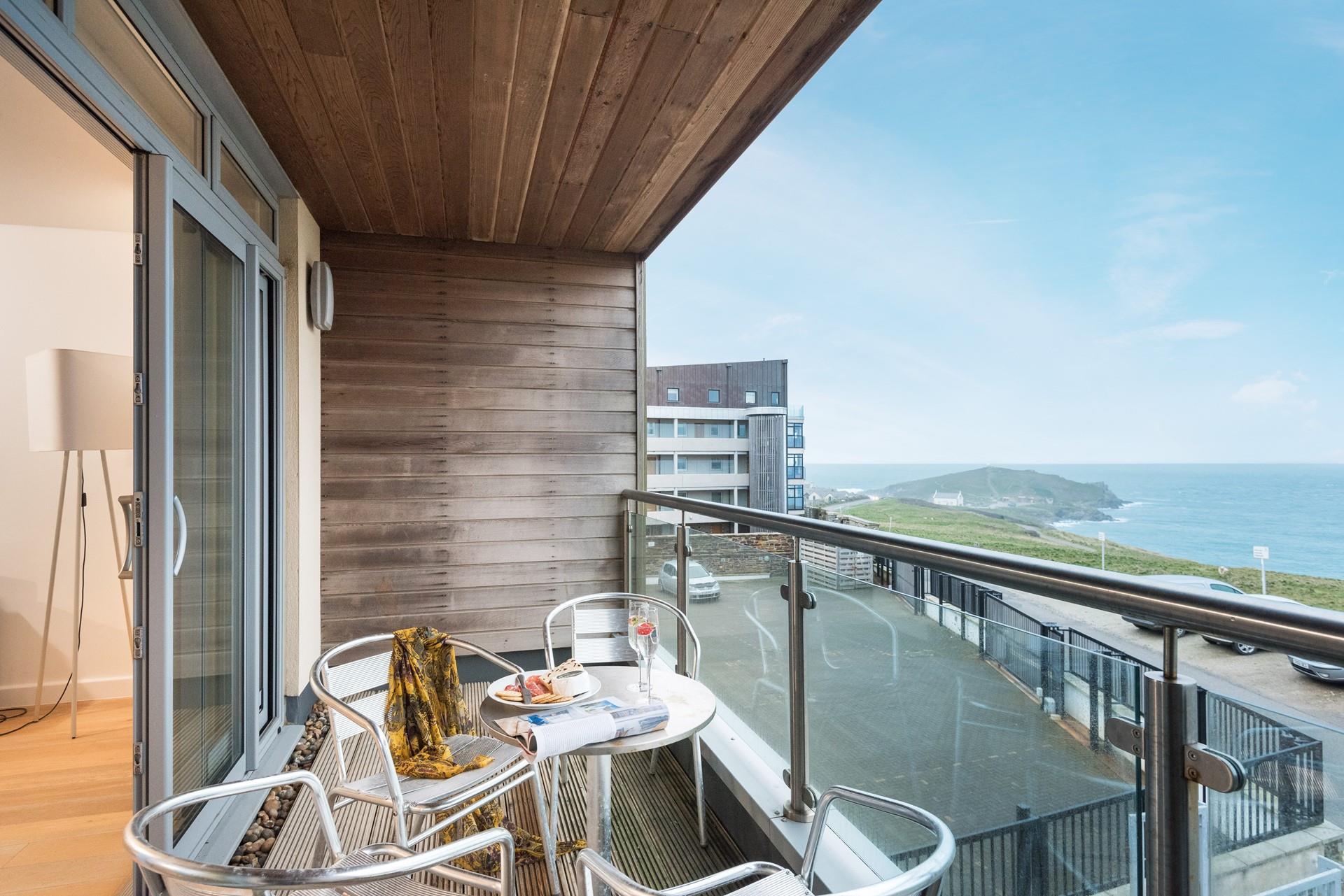 The balcony is on the rear of the building, facing Towan headland and the beautiful north coast. 