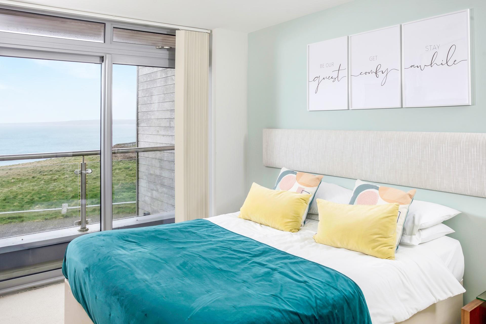 The king size bedroom has a private little balcony where you can stand in the mornings listening to the ocean surrounding you. 