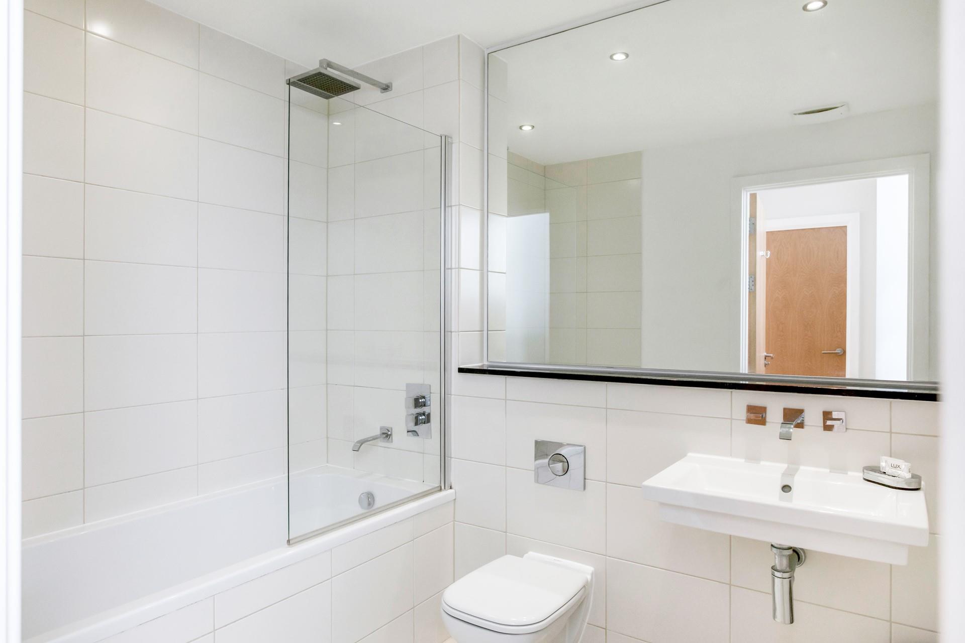 The family bathroom provides the extra space needed when holidaying as a family of four.