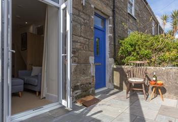 Folly Cottage, Sleeps 3 + cot, Penzance.