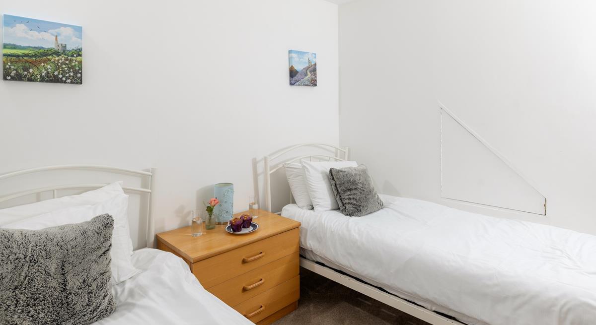 The beaches next door are dog friendly all year round, so your pooches don't have to miss out on the fun!