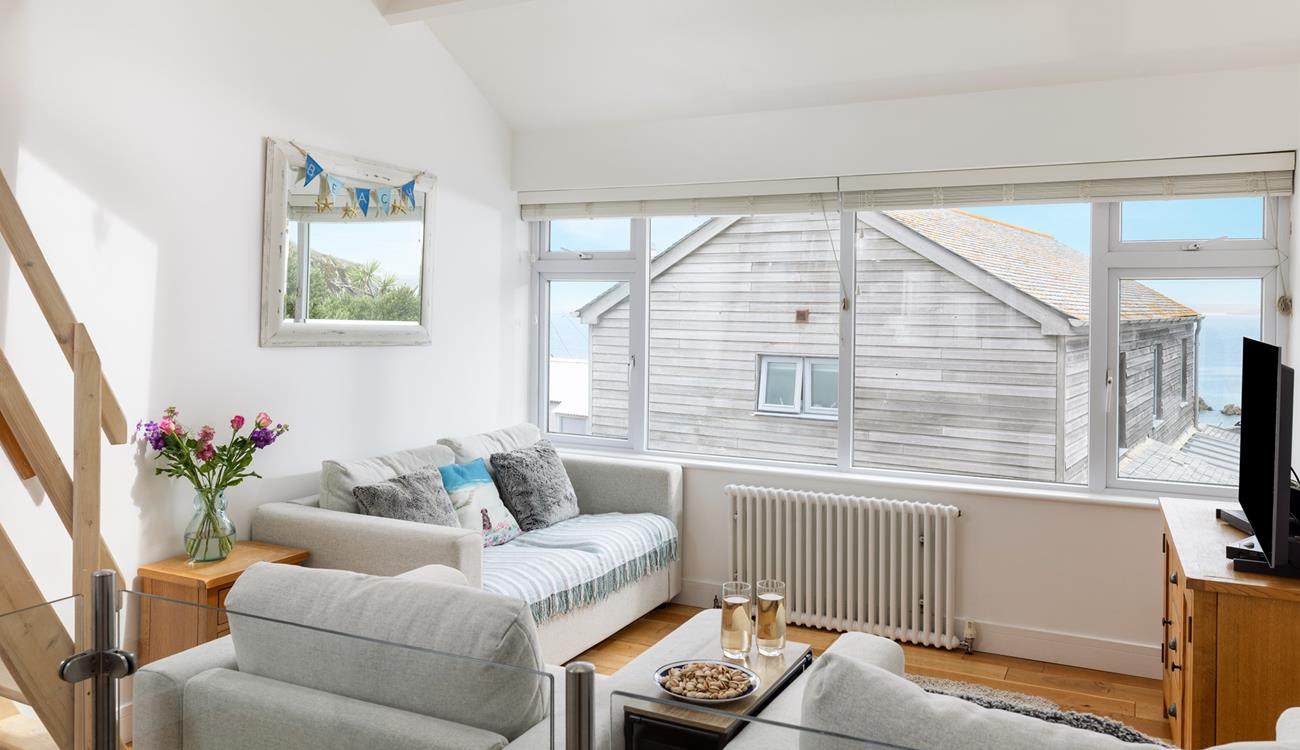 Your furry friends can enjoy the quaint streets of St Ives too, as dogs are accepted at White Cove.