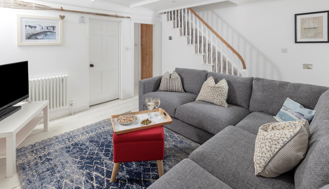 After spending the day sunbathing on the beach, come back to snuggle up in the evening.