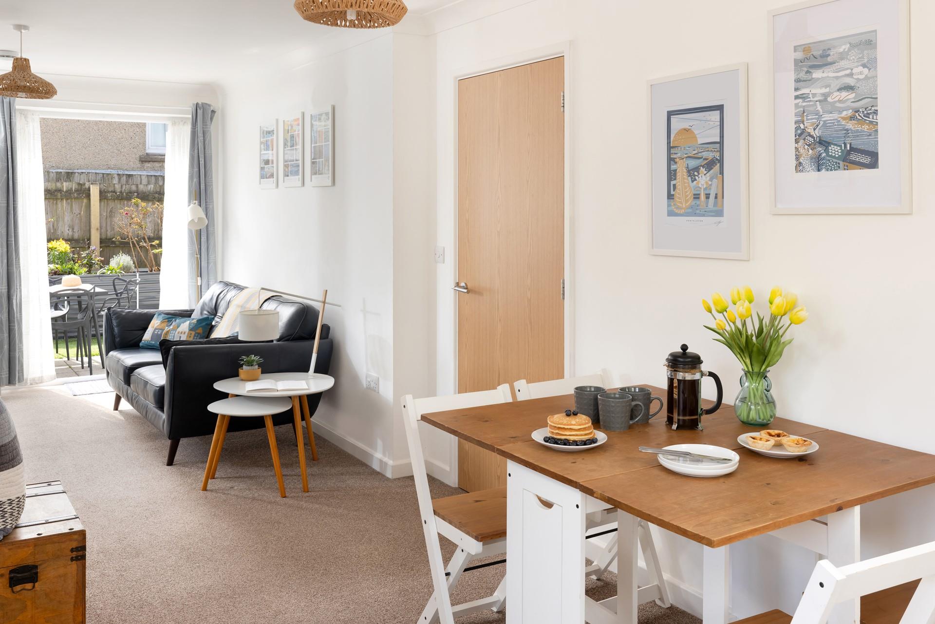 A cosy, family bungalow, Genoa offers a central base for anyone wanting to be near Porthleven!