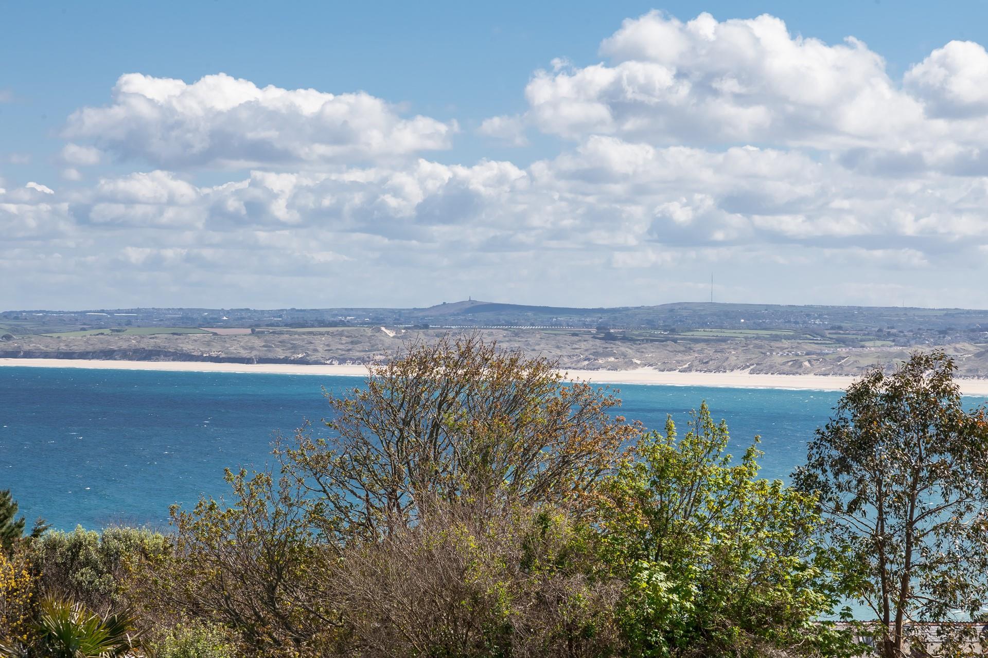 Take in the sea views across the Bay whilst sipping a cold glass of wine.