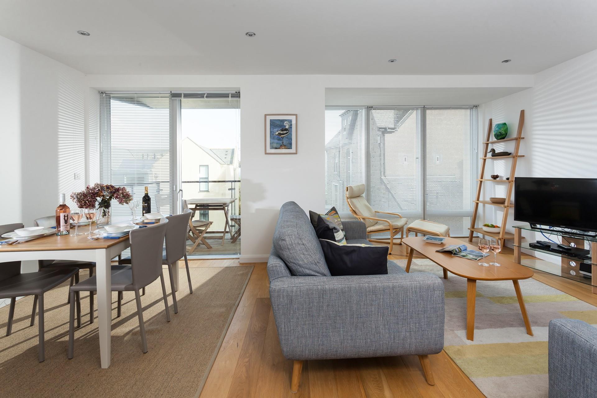 On those cloudy days, you can take advantage of free use of the Spa at the Harbour Hotel, take a dip in the pool or relax in the bubbling jacuzzi.