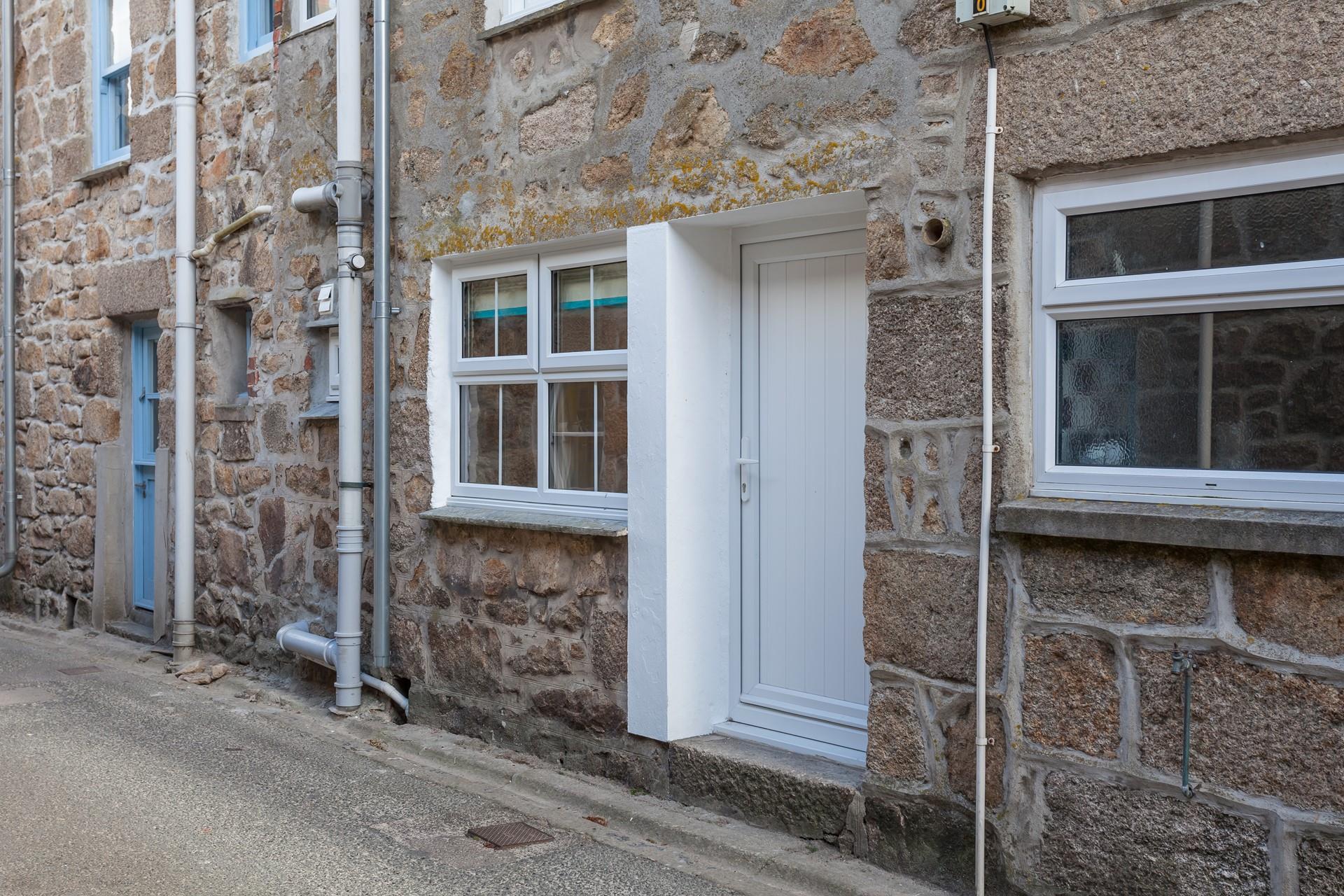 Pet friendly, you can bring your four-legged family member to experience the magic of St Ives with you.