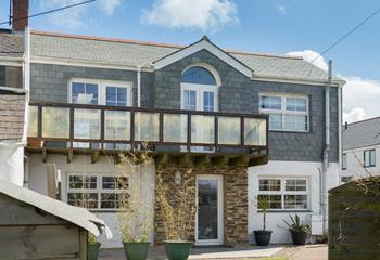 Tathra House in St Agnes