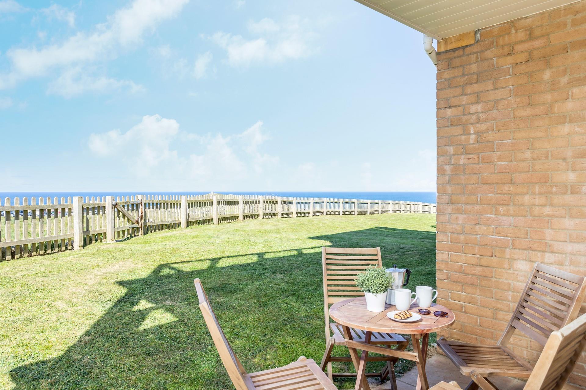 The communal lawn at the front is a fabulous space for children to stretch their legs. 