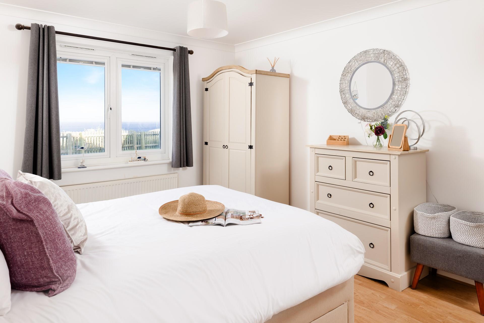 Jump out of bed and get ready for a day of adventures. 