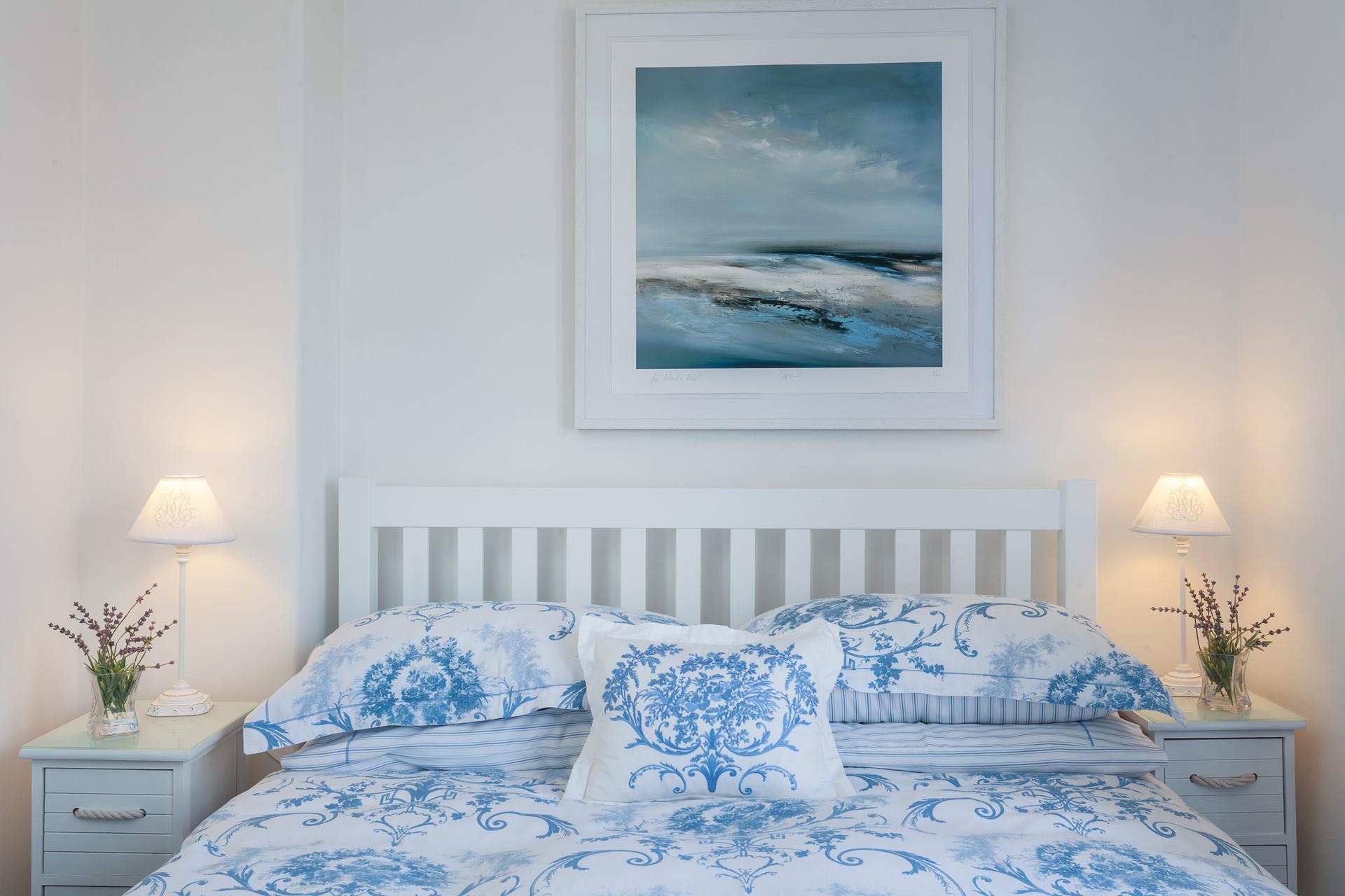 Sink into the sumptuous double bed and drift into a peaceful night's slumber.