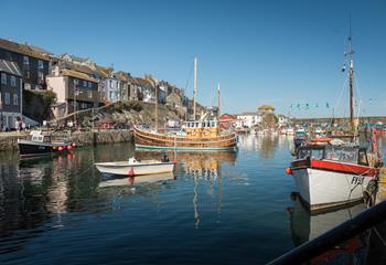 Enjoy strolling down to the harbour for some fresh sea air. 
