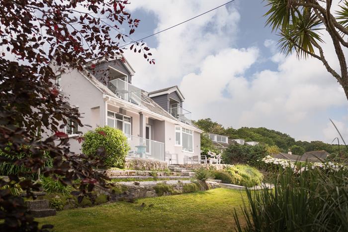 Resoon, Sleeps 8 in Mousehole