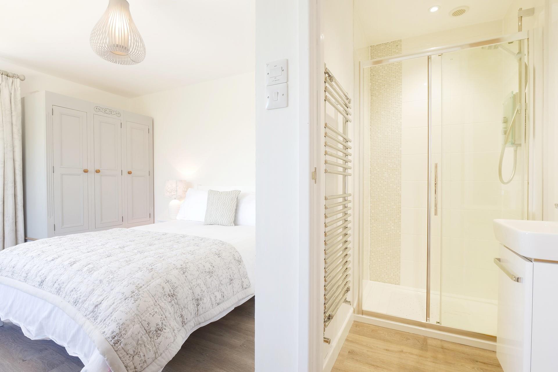 The en suite is perfect for preparing for the day ahead or freshening up for a dinner out.
