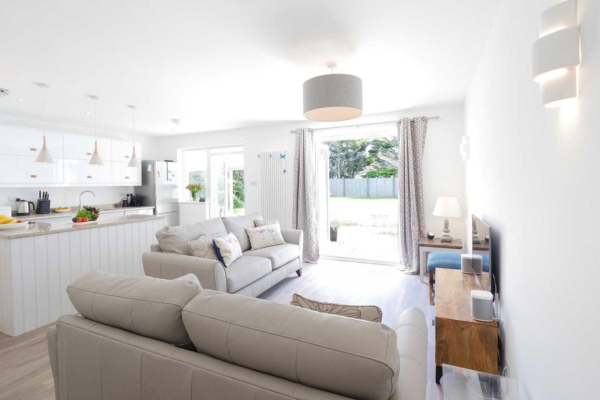 Light and spacious, the lounge provides a gorgeous area for families to gather together and socialise.