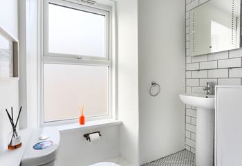 The wet room offers extra space and privacy to get ready.
