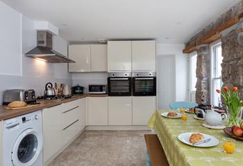 A second seating area in the kitchen is perfect for breakfast!