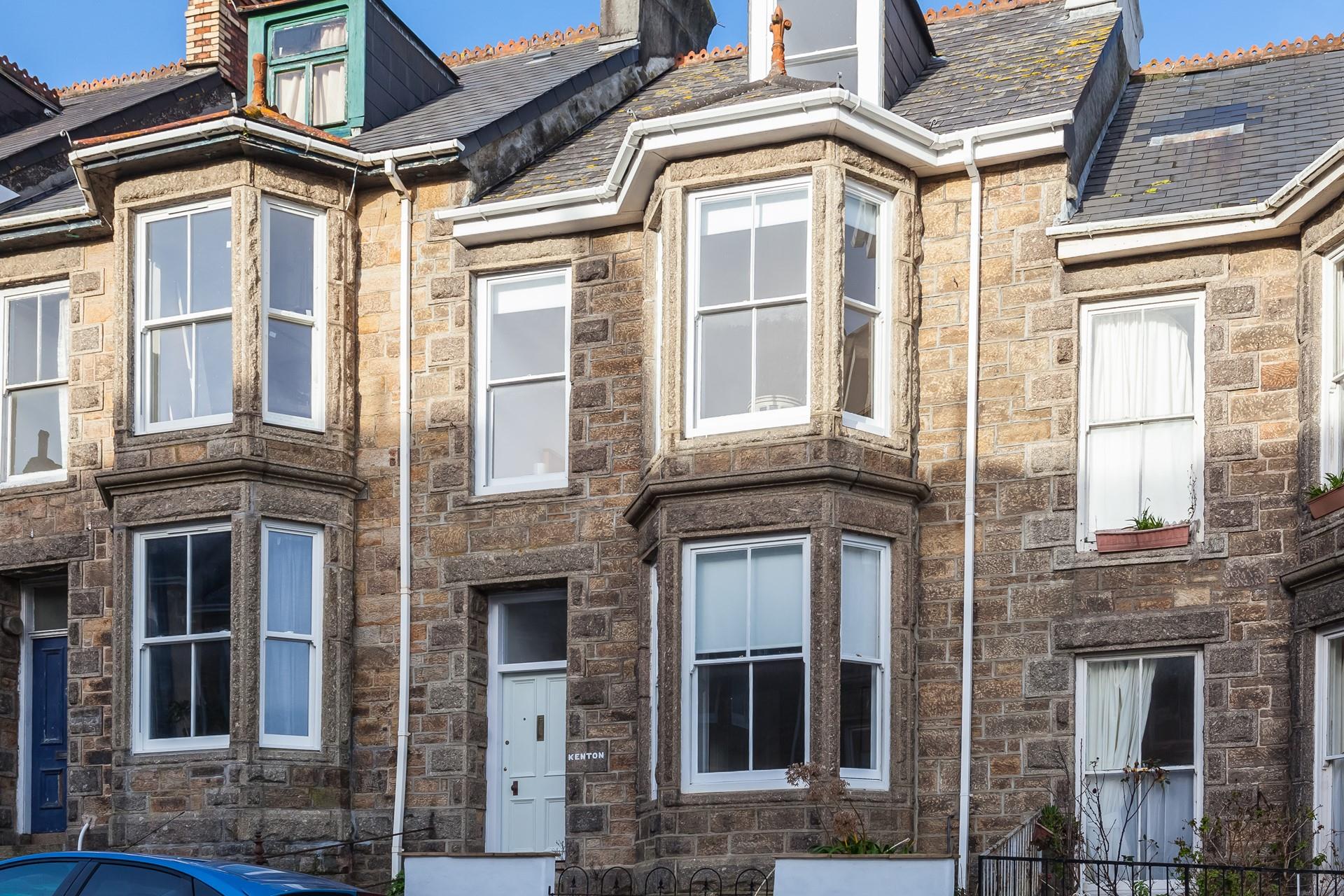 Kenton House is ideally located for exploring Penzance and further afield.