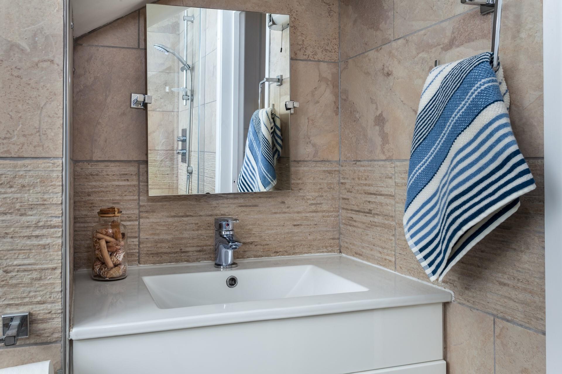 Get ready in the evening and head out into town for a meal.