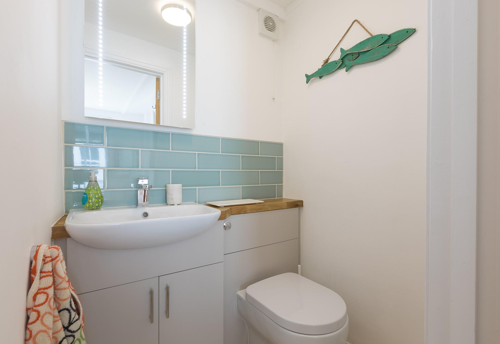 Freshen up before heading out for dinner in one of St Ives many exciting eateries! 