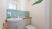 Freshen up before heading out for dinner in one of St Ives many exciting eateries! 