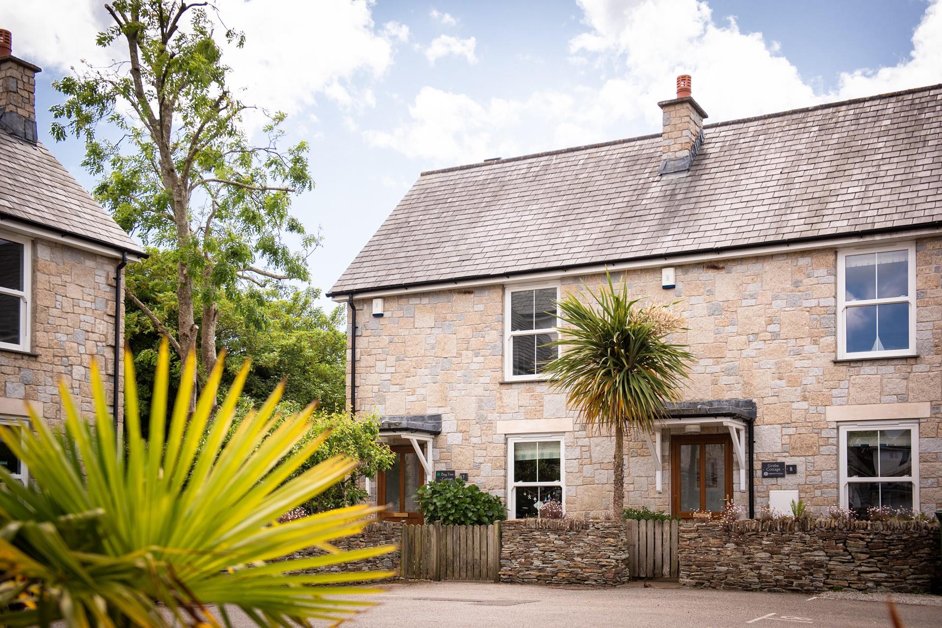 Located in the lovely Saltings Reach area of Lelant, just a few miles from quaint St Ives.
