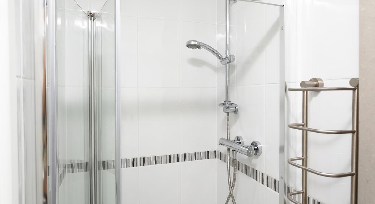 Wash off sandy toes in the shower!