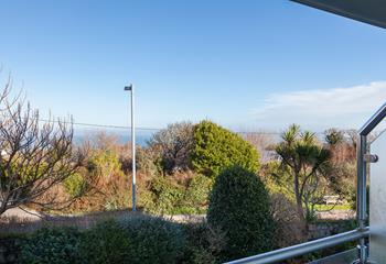 Peak through the hedges and you'll see the sea. 