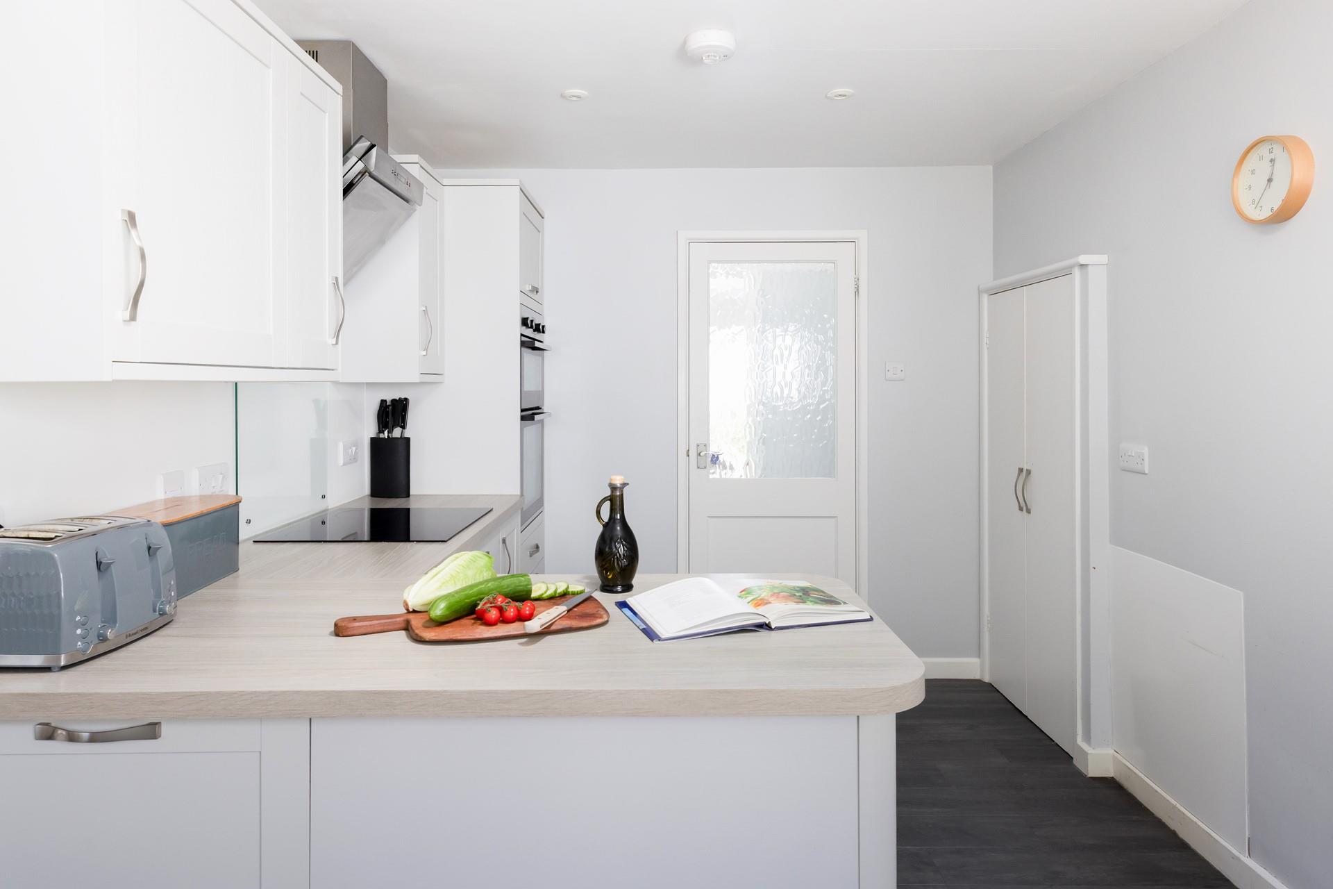 The kitchen has everything you need!