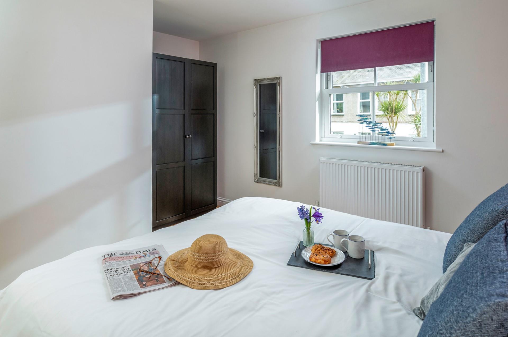 Spend slow mornings in bed with freshly baked pastries from nearby St Ives Bakery.