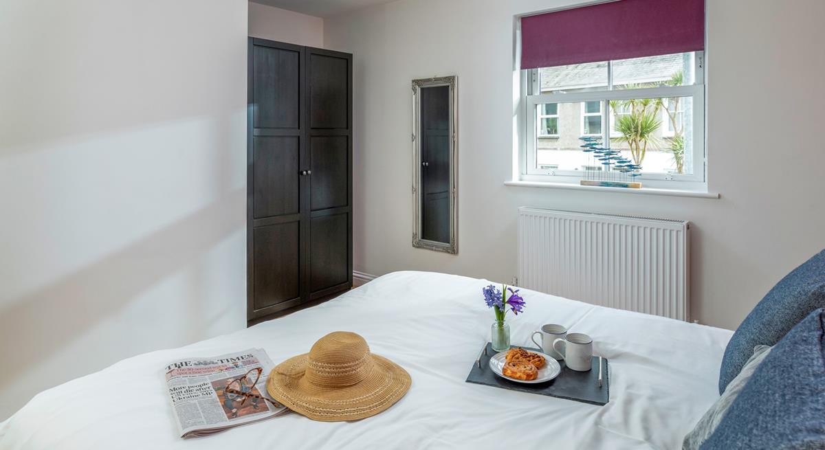 Spend slow mornings in bed with freshly baked pastries from nearby St Ives Bakery.