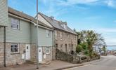 Stay in the heart of St Ives with the shoreline on your doorstep. - Thumbnail Image